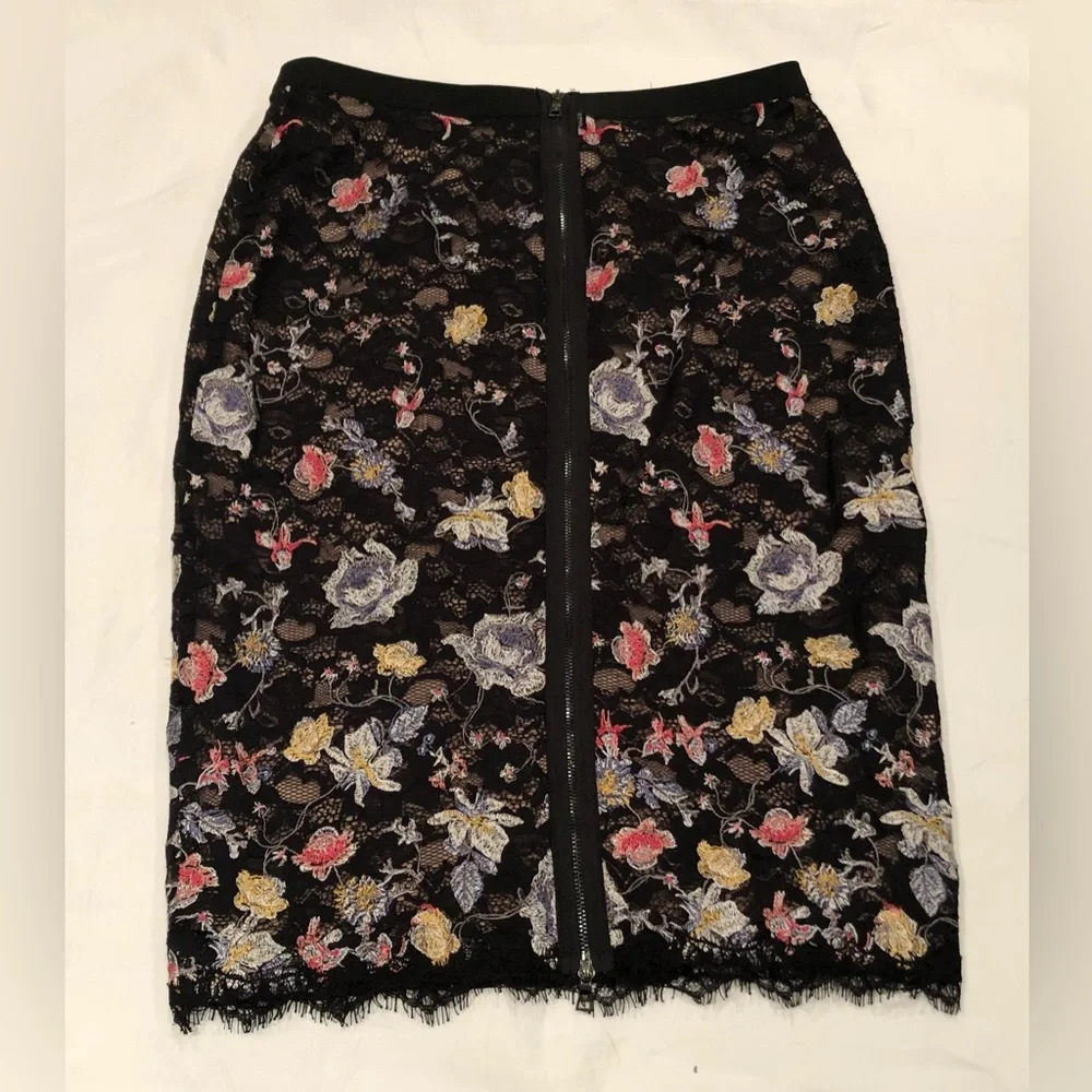 BCBG MAX AZRIA IRISA Pencil Skirt Size M - Picture 5 of 11